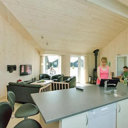 In Idestrup With Sauna Feriehus Bøtø By