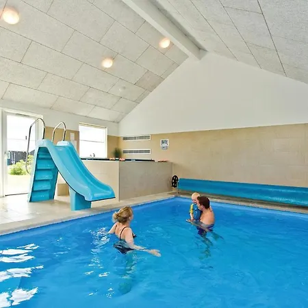 In Idestrup With Sauna Feriehus Bøtø By